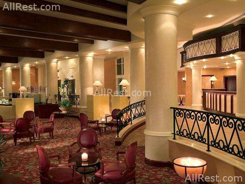 Courtyard by Marriott 13